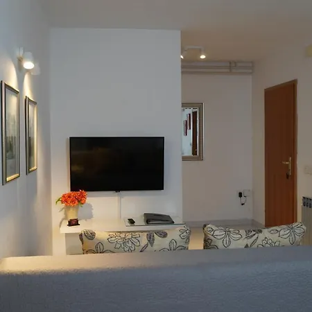 Apartamento Marja Njivice